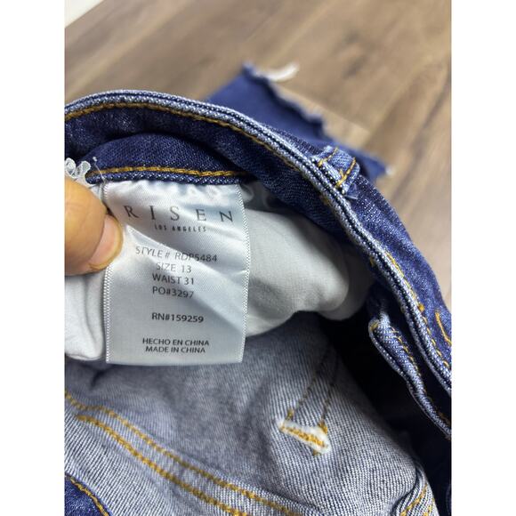 Judy Blue Women’s Size 27 Distressed High Rise Straight Leg Jeans Blue Raw Hem - Picture 7 of 7